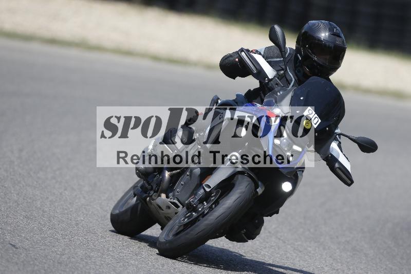 /33 04.08.2026  FREERIDE TRAINING ADR/Gruppe B/90